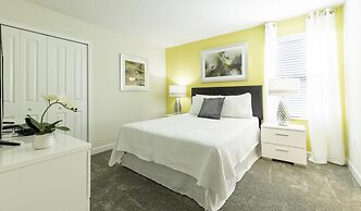 Getaway Delight-8 Bedrooms Pool Great Location