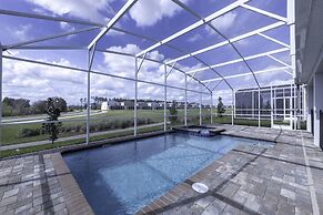 Getaway Delight-8 Bedrooms Pool Great Location