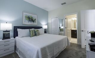 Getaway Delight-8 Bedrooms Pool Great Location