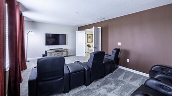 Getaway Delight-8 Bedrooms Pool Great Location