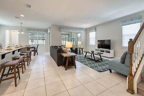 Ultimate Resort Retreat Stunning 6-bedroom Haven