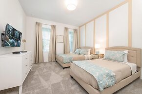 Stunning 7BR Retreat Private Pool Perfect Location