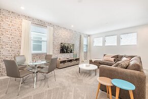 Stunning 7BR Retreat Private Pool Perfect Location