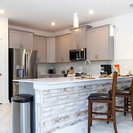 Super Nice and Spacious 9bdr Home