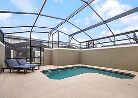 Stunning Themed Home Private Pool Ideal Location