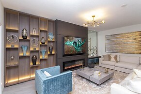 Ultimate Themed Luxury - Game Room Theater Pool