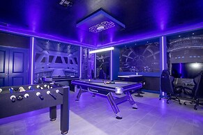 Ultimate Themed Luxury - Game Room Theater Pool