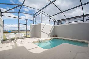 Luxury Oasis - Private Pool Prime Location