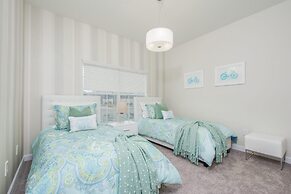 Luxury Oasis - Private Pool Prime Location