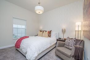 Luxury Oasis - Private Pool Prime Location