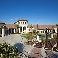 Modern 2BR Condo w Mickey Room - Family Perfection