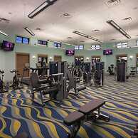 Modern 2BR Condo w Mickey Room - Family Perfection