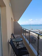 Navarino Luxe Suites with Sea View