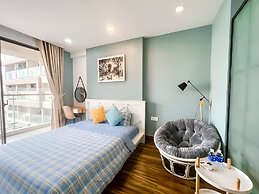 Luxury Millenium Apartment