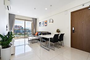 Luxury Millenium Apartment