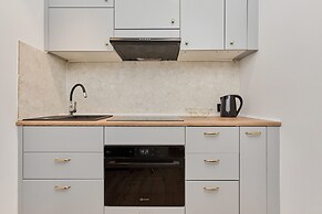 Stylish Wroclaw Apartment by Renters