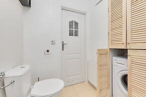 Stylish Wroclaw Apartment by Renters