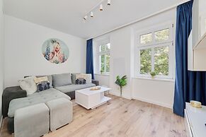 Stylish Wroclaw Apartment by Renters