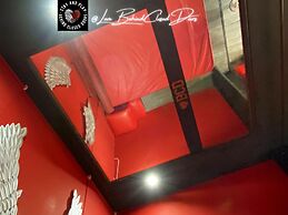 Stay & Play at Lovebehindcloseddoors