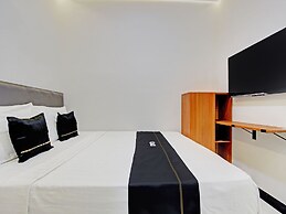 Collection O 92972 Gaharu Hotel