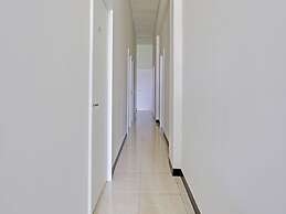 Collection O 92972 Gaharu Hotel