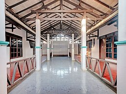 SPOT ON 92983 Hotel Ayu