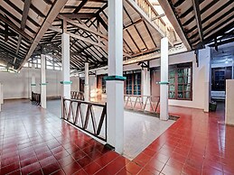 SPOT ON 92983 Hotel Ayu