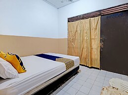 SPOT ON 92983 Hotel Ayu