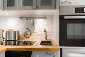 Quaint studio with a prime location