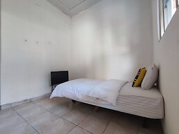 SPOT ON 93016 Griya Kamboja Cijantung