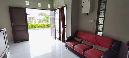 OYO 93051 Wisma Syariah Buloe Near Lapangan Abubakar Lambogo Batili En