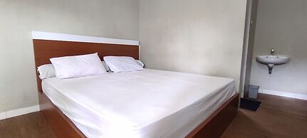 OYO 93051 Wisma Syariah Buloe Near Lapangan Abubakar Lambogo Batili En