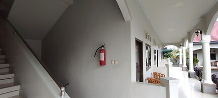 OYO 93051 Wisma Syariah Buloe Near Lapangan Abubakar Lambogo Batili En