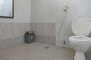 OYO 93051 Wisma Syariah Buloe Near Lapangan Abubakar Lambogo Batili En