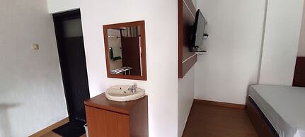 OYO 93051 Wisma Syariah Buloe Near Lapangan Abubakar Lambogo Batili En