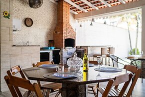 Linda casa no condomínio Morada da Praia