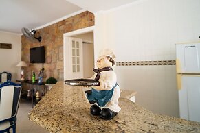 Linda casa no condomínio Morada da Praia