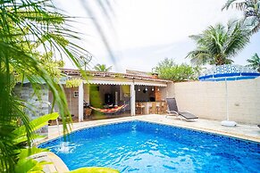 Linda casa no condomínio Morada da Praia