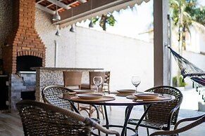 Linda casa no condomínio Morada da Praia