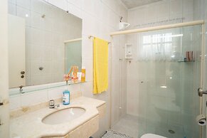 Linda casa no condomínio Morada da Praia