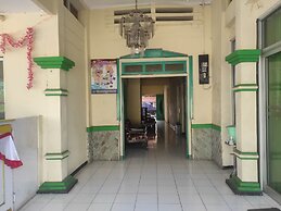OYO 93048 Hotel Puri Mandiri