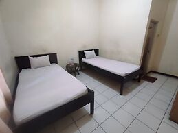 OYO 93048 Hotel Puri Mandiri