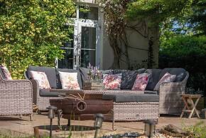 Luxury Georgian Villa 8 Bedrooms Dog Friendly