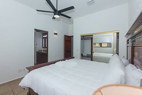 Pineapple Villa 442 2 Bedroom Condo by RedAwning