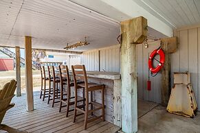 Sunset Serenity 3 Bedroom Home by RedAwning