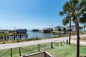 Sunset Serenity 3 Bedroom Home by RedAwning