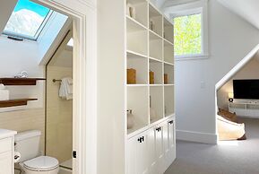 425 Depot Ave 5 Bedroom Home by RedAwning