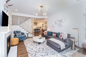 425 Depot Ave 5 Bedroom Home by RedAwning