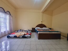 OYO 93062 Sibayak Multinational Rest House