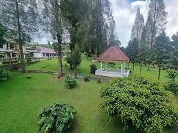 OYO 93062 Sibayak Multinational Rest House